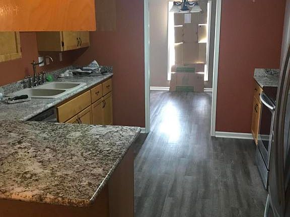 3rd image of 103 Coral Reef Dr