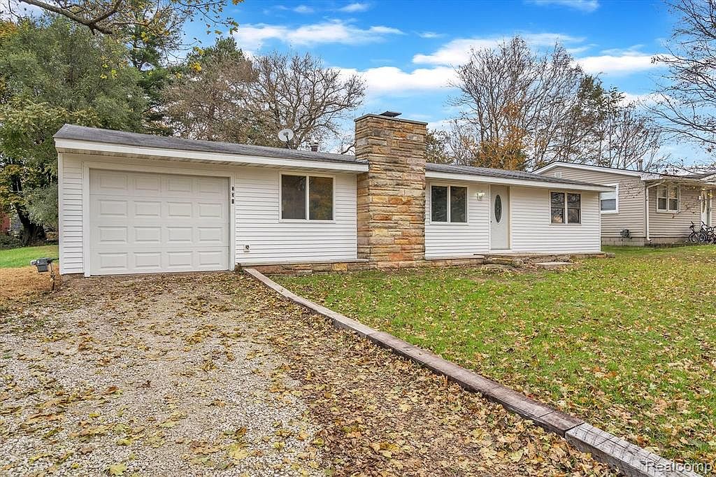 321 Monroe St, berville, MI 48892 Zillow