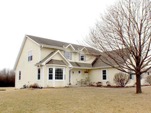 783 Medina DRIVE, Mukwonago, WI 53149