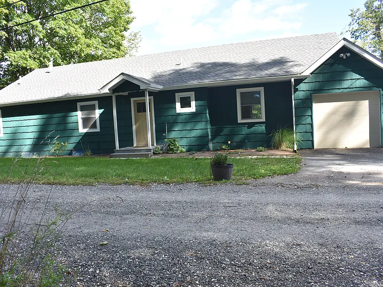 19 Lake Shore Dr — Photo 60