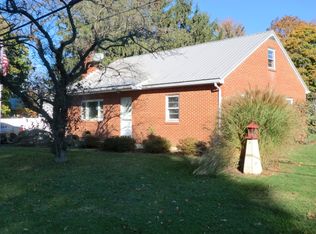 5 Helen Ave, Mechanicsburg, PA 17055