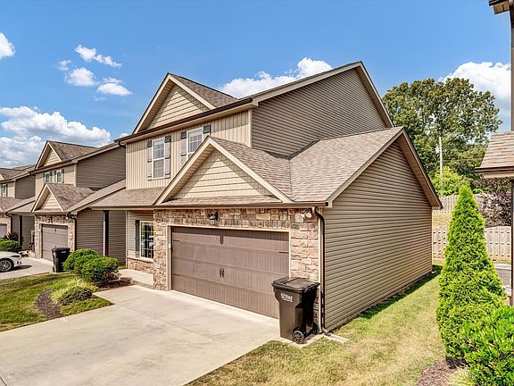 2nd image of 2723 Silent Springs Ln