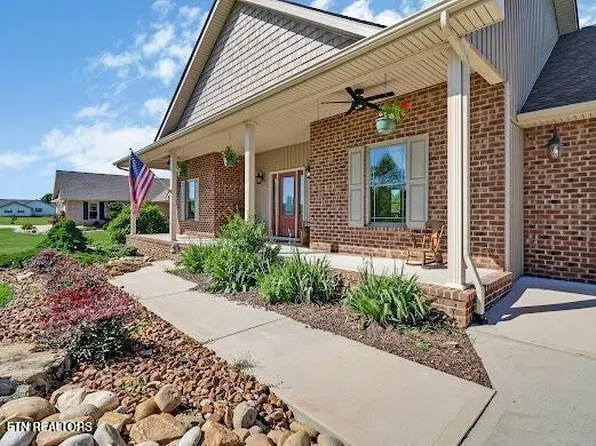 233 Copper Point, Crossville, TN 38555