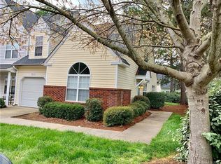 9919 Birch Knoll Ct, Charlotte, NC 28213