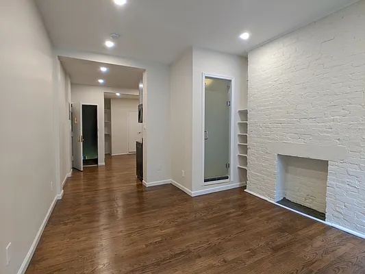 Rented by Mirador Real Estate | media 18