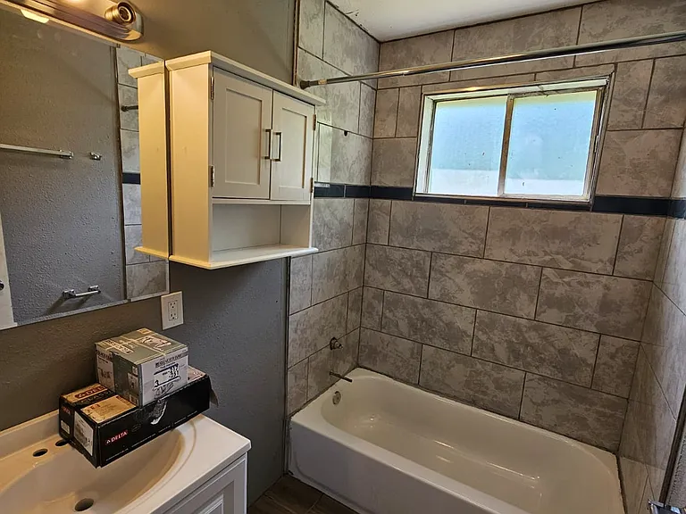1325 Bruce St #1 — Photo 10