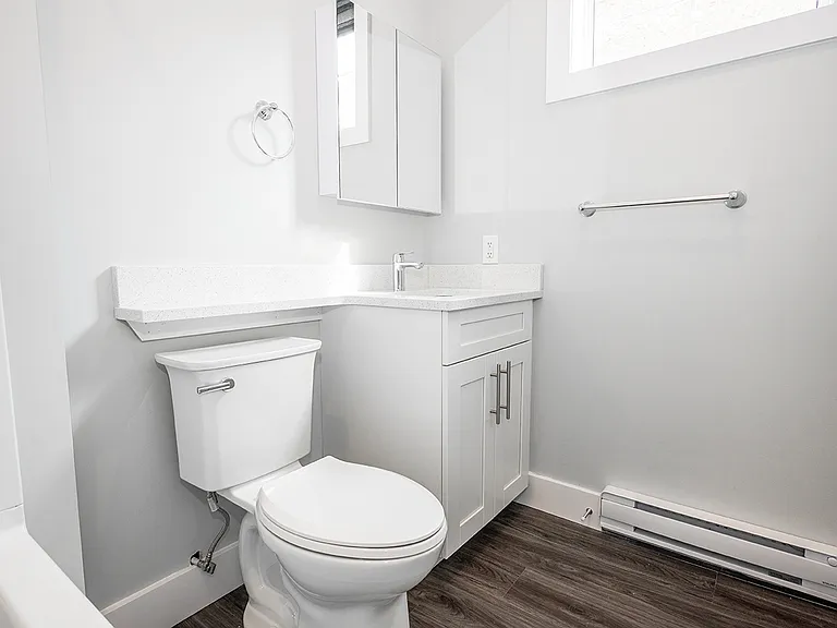 883 Grosvenor Ave #6 — Photo 39