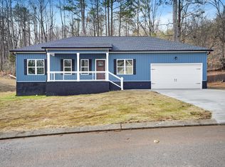 303 Windsong Dr, La Fayette, GA 30728