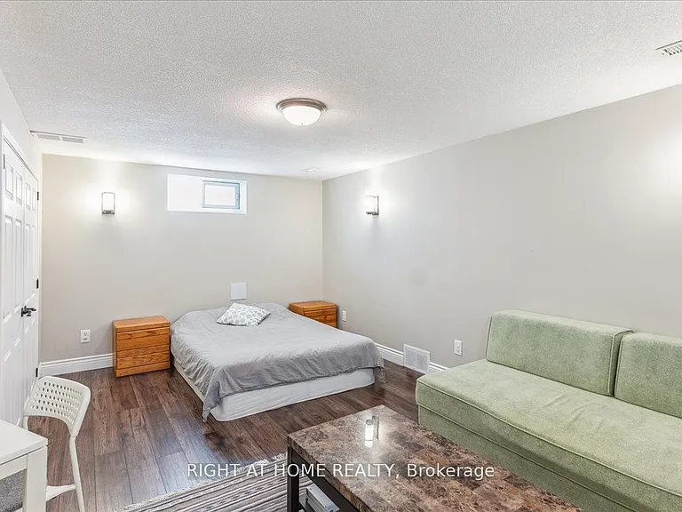 223 Grey Fox Dr — Photo 19