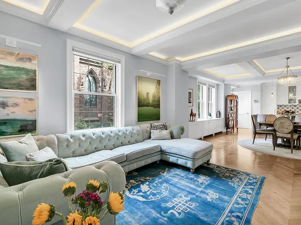 30 5th Ave #2CD, New York, NY 10011