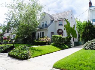 4352 170th St, Flushing, NY 11358