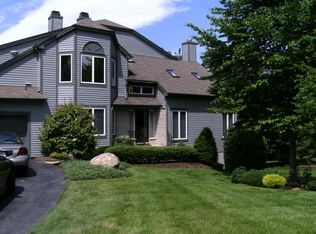 5 Fair Ridge Ct, Wayne, NJ 07470