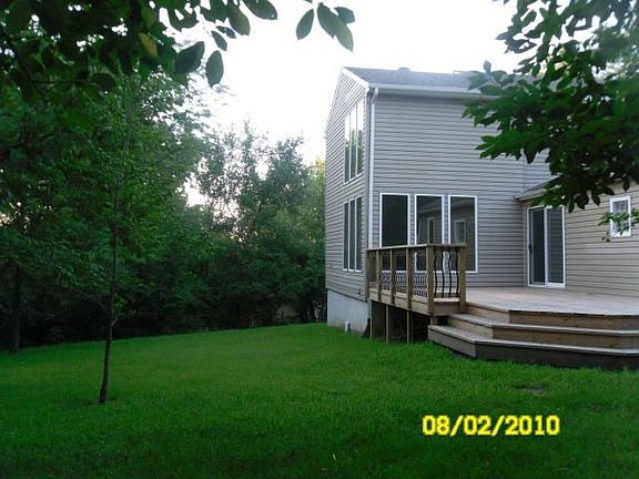 5th image of 205 E 96th St