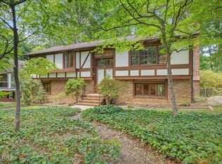 502 Carriage Ln, Cary, NC 27511