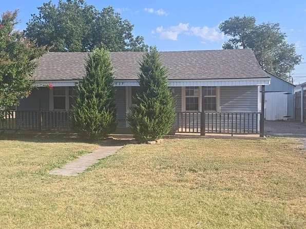 617 7th St, Elgin, OK 73538