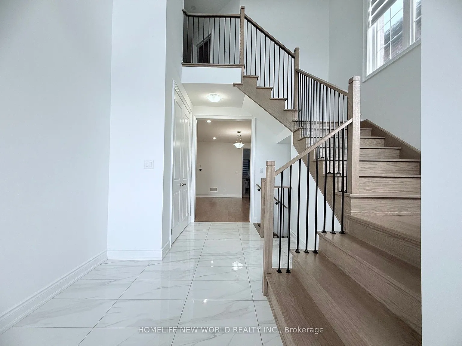 4 bed, $3,980 — Photo 2