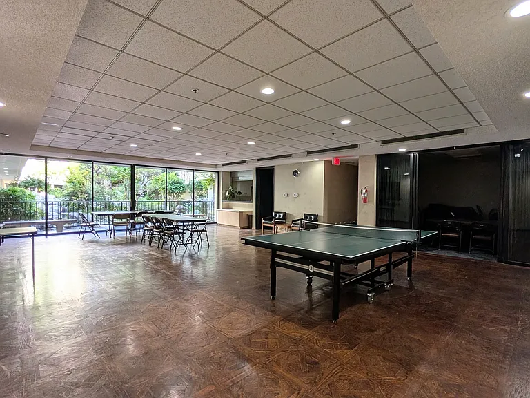 Building recreation room