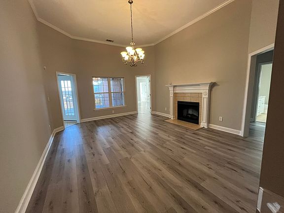 3rd image of 4530 Logans Way