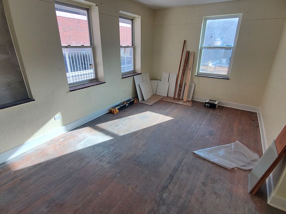 2nd image of 713 French St APT 8