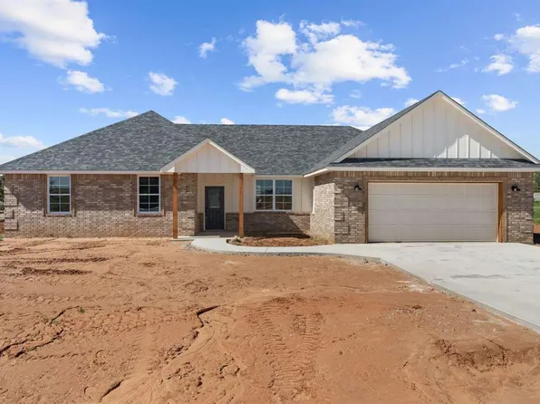 315 Blakely Ln, Fletcher, OK 73541