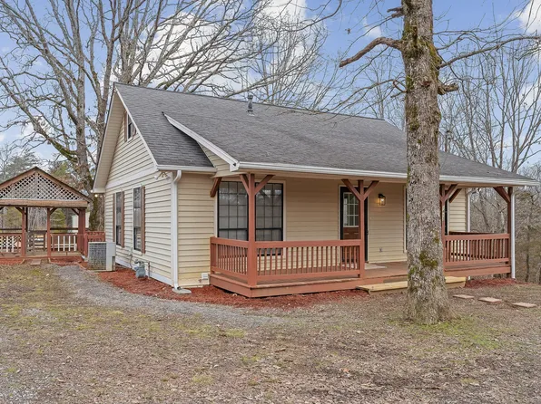 1413 Poss Rd, Smithville, TN 37166