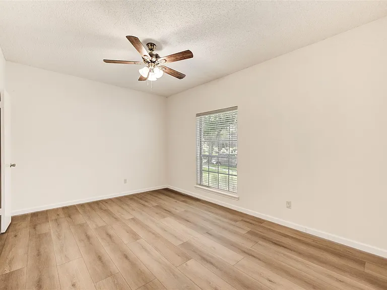 2338 Bent River Dr — Photo 5