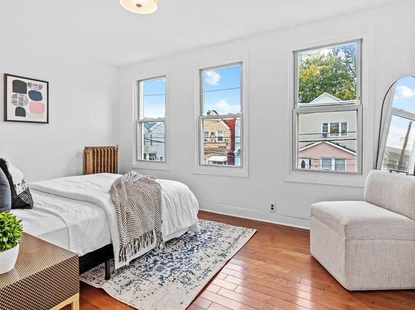 183 Lexington Avenue image 14 of 30