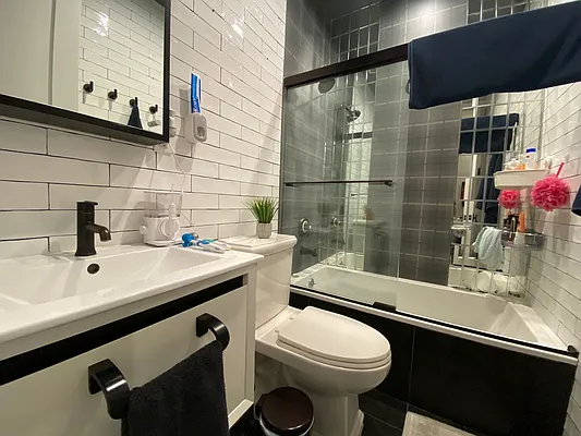 Rented by Yup Realty LLC | media 17