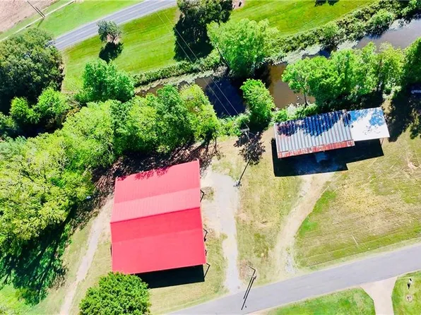 Couvillion St, Moreauville, LA 71355
