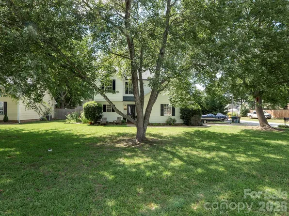3015 Queensdale Dr, Monroe, NC 28110