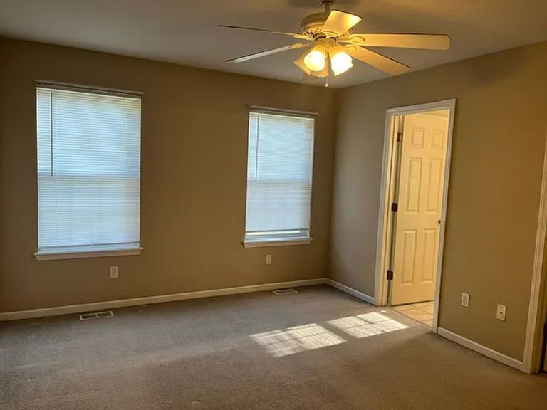 101 Amazon Dr — Photo 11
