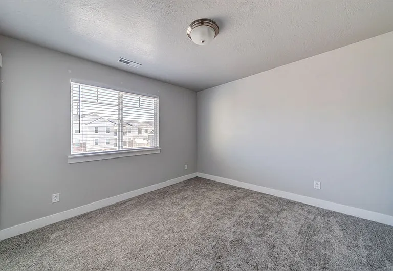 3645 W 2380 N — Photo 24
