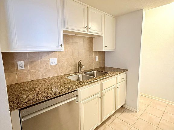 5th image of 14555 Wunderlich Dr Unit 2001