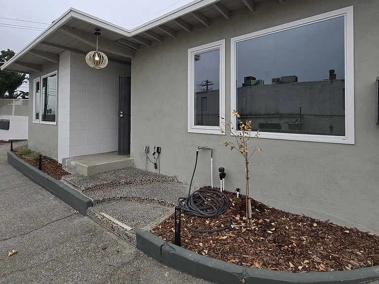 2688 Lake Ave #2690 — Photo 33