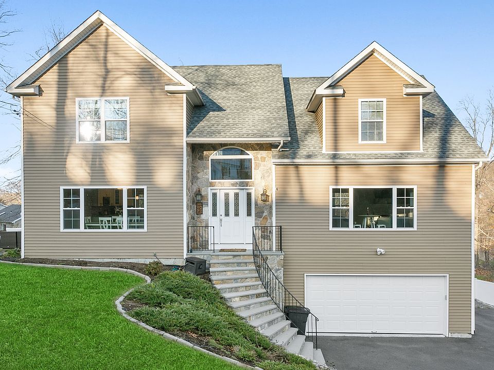32 Candlewood Shores Road