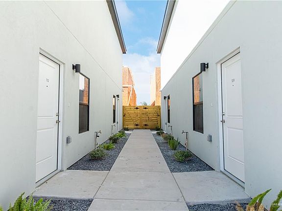 3rd image of 4208 Heron Ave #116
