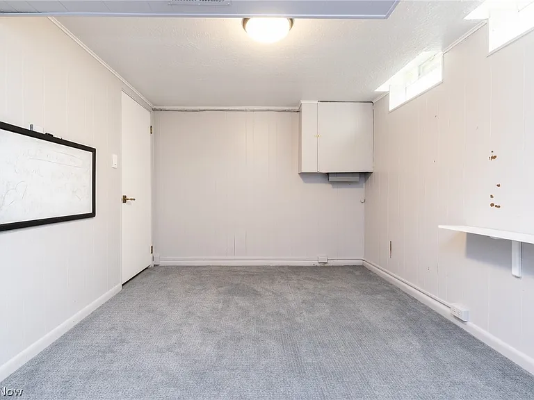 25150 Cardington Dr — Photo 38