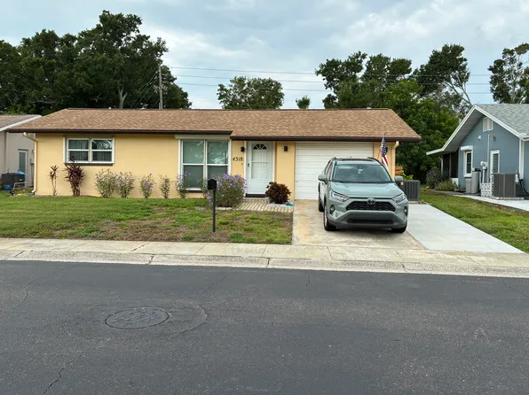 4318 Great Lakes Dr N, Clearwater, FL 33762