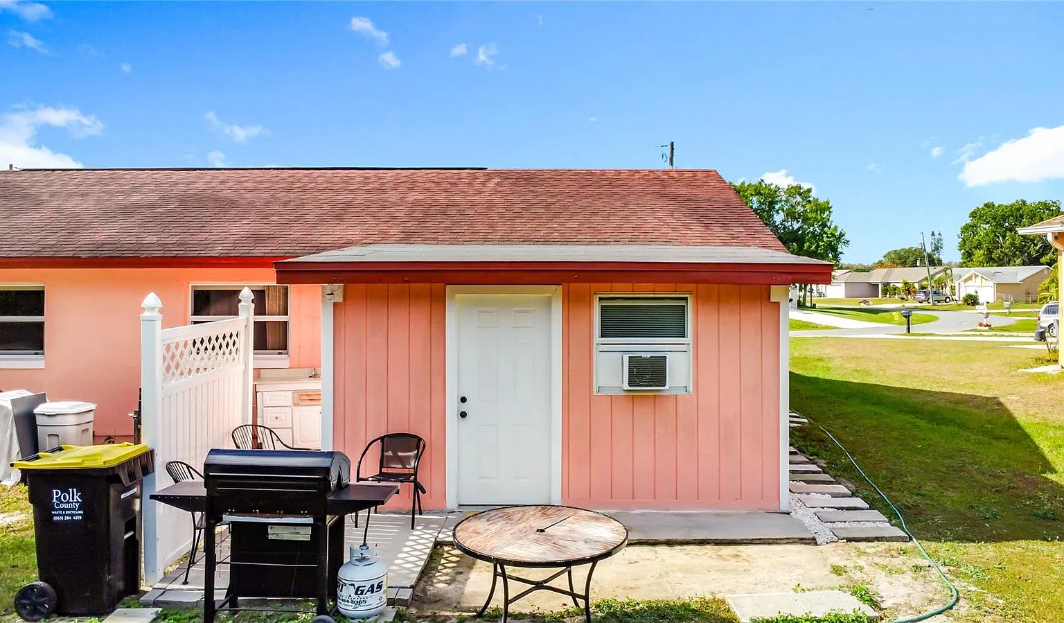 1 bed, 1.0 bath, 490 sqft, $1,200 — Photo 1