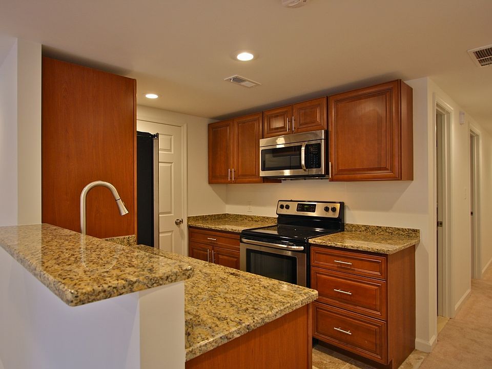 Open Kitchen