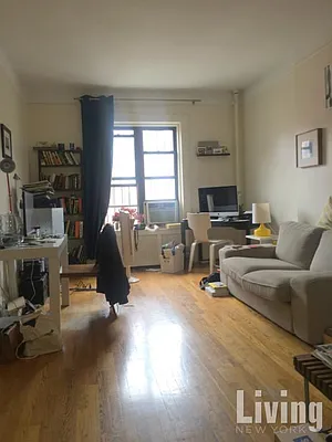 Rented by Living New York | media 21