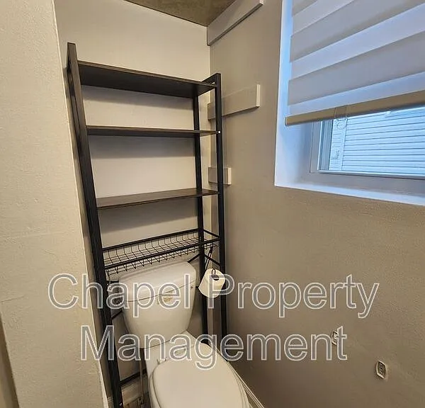 1346 N 27th St #3 — Photo 12