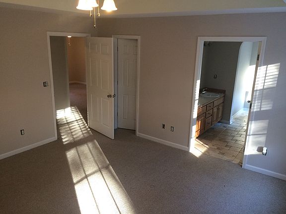 Master room with rr (room 1)