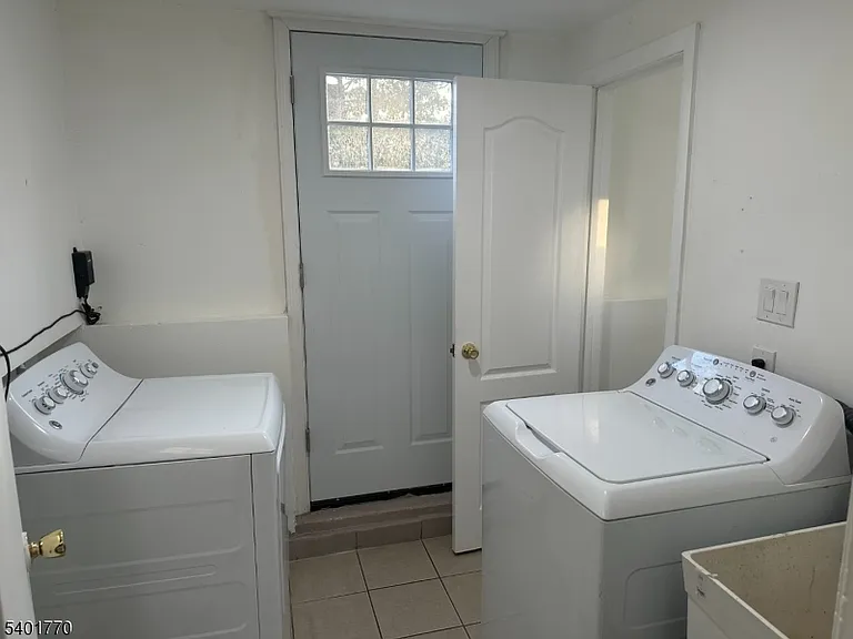 25 Huck Rd — Photo 22