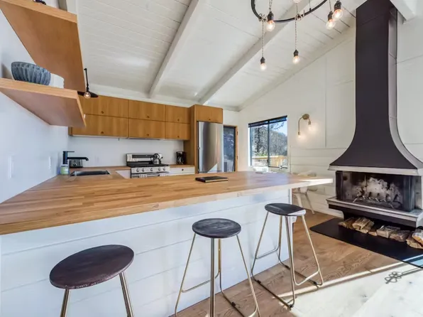 (undisclosed Address), Idyllwild, CA 92549