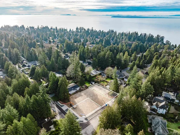 2499 124b St, Surrey, BC V4A 9X7