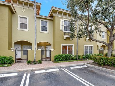 111 Lake Monterey Circle, Boynton Beach, FL, 33426
