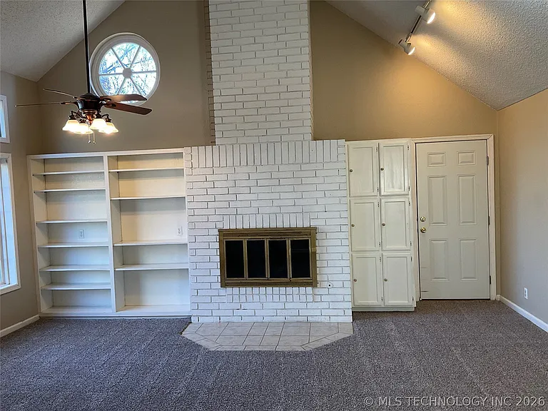 6611 S 78th East Ave — Photo 4