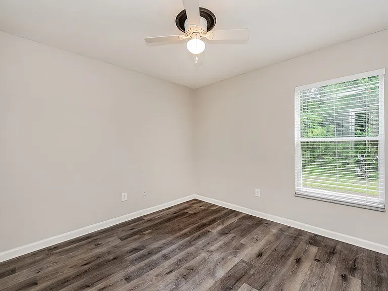 11427 Misty Isle Ln — Photo 13