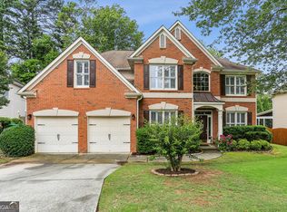 2624 E Madison Dr, Dunwoody, GA 30360